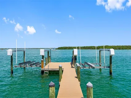 $1,750,000 | 517 Johns Pass Avenue, Madeira Beach, FL 33708