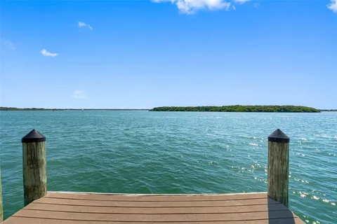 $1,750,000 | 517 Johns Pass Avenue, Madeira Beach, FL 33708