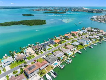$1,750,000 | 517 Johns Pass Avenue, Madeira Beach, FL 33708