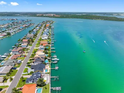 $1,750,000 | 517 Johns Pass Avenue, Madeira Beach, FL 33708