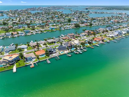 $1,750,000 | 517 Johns Pass Avenue, Madeira Beach, FL 33708