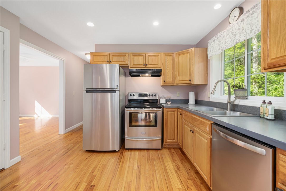 58 Snake Meadow Road Killingly, CT 06239 - Photo 15 of 39