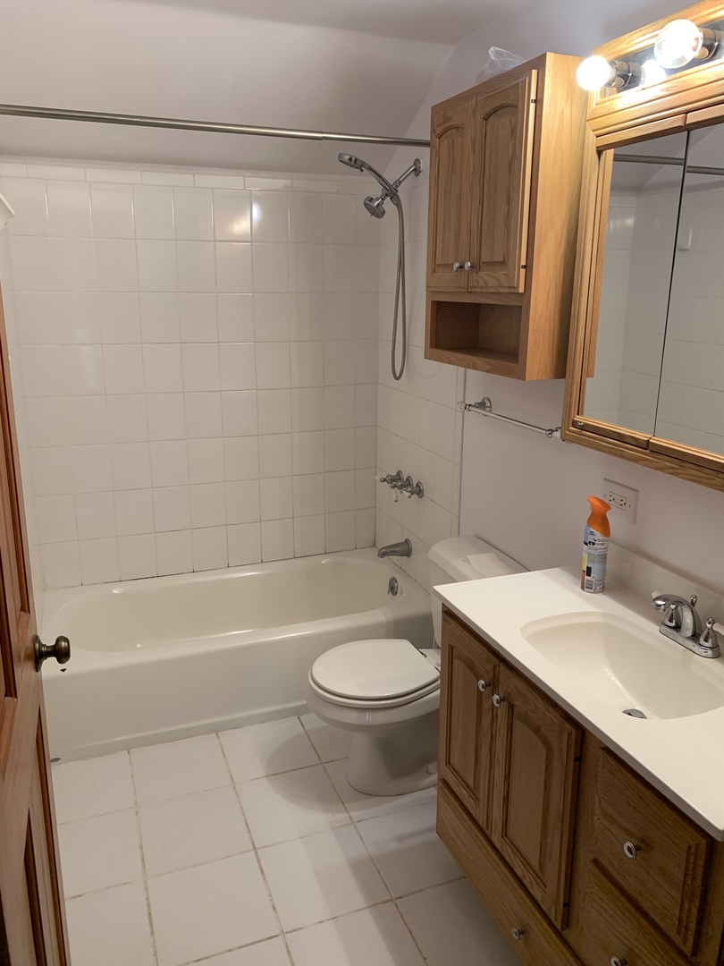 5743 Graham Road Waterman, IL 60556 - Photo 13 of 32