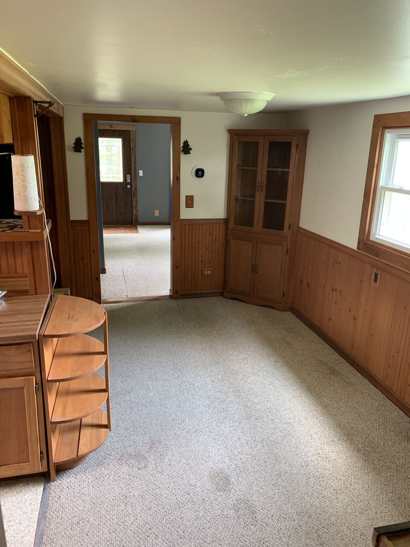 5743 Graham Road Waterman, IL 60556 - Photo 8 of 32