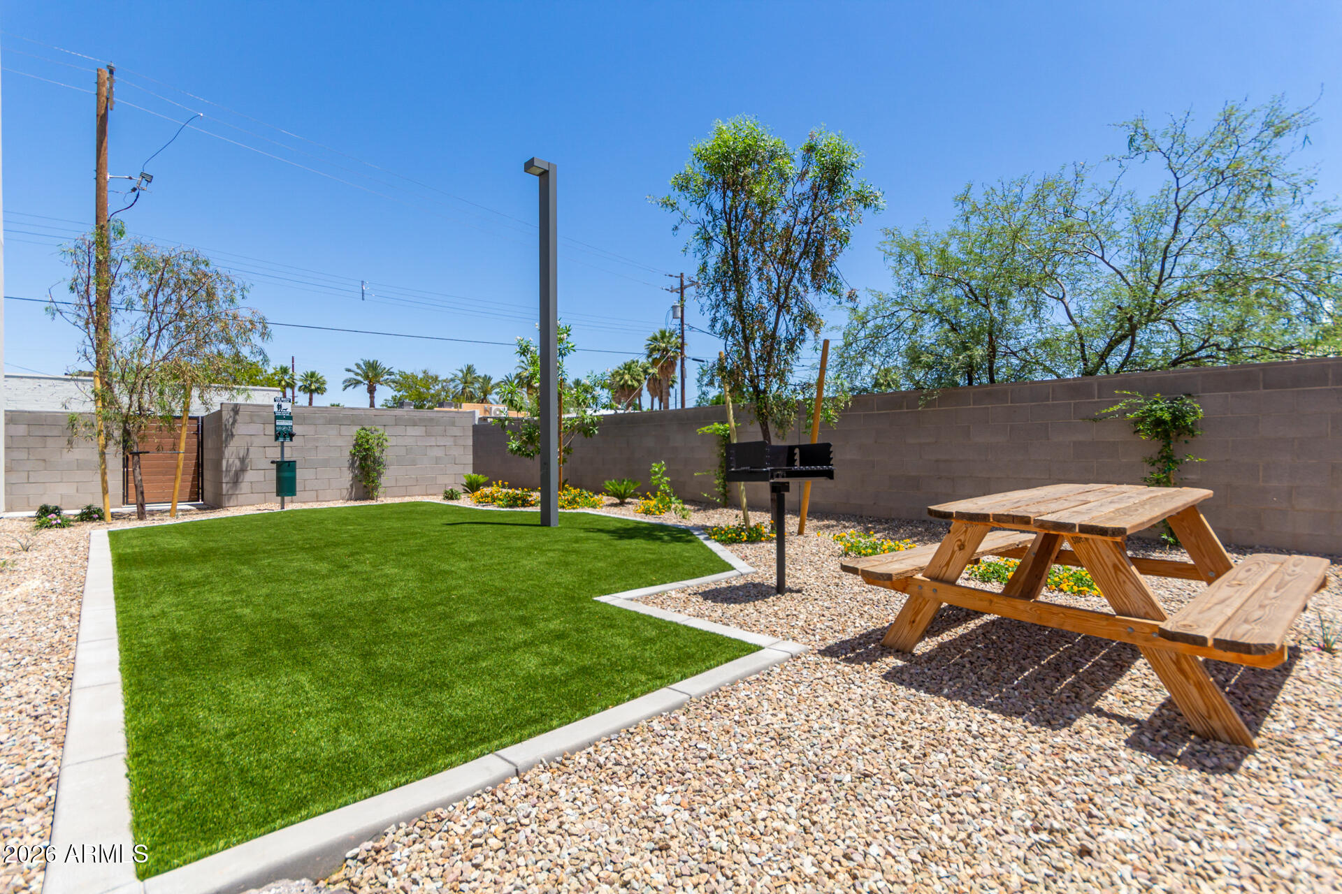 1642 East Monte Vista Road, Unit 2 Phoenix, AZ 85006 - Photo 27 of 32