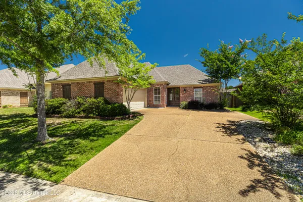 $2,500 | 213 Provonce Park, Brandon, MS 39042