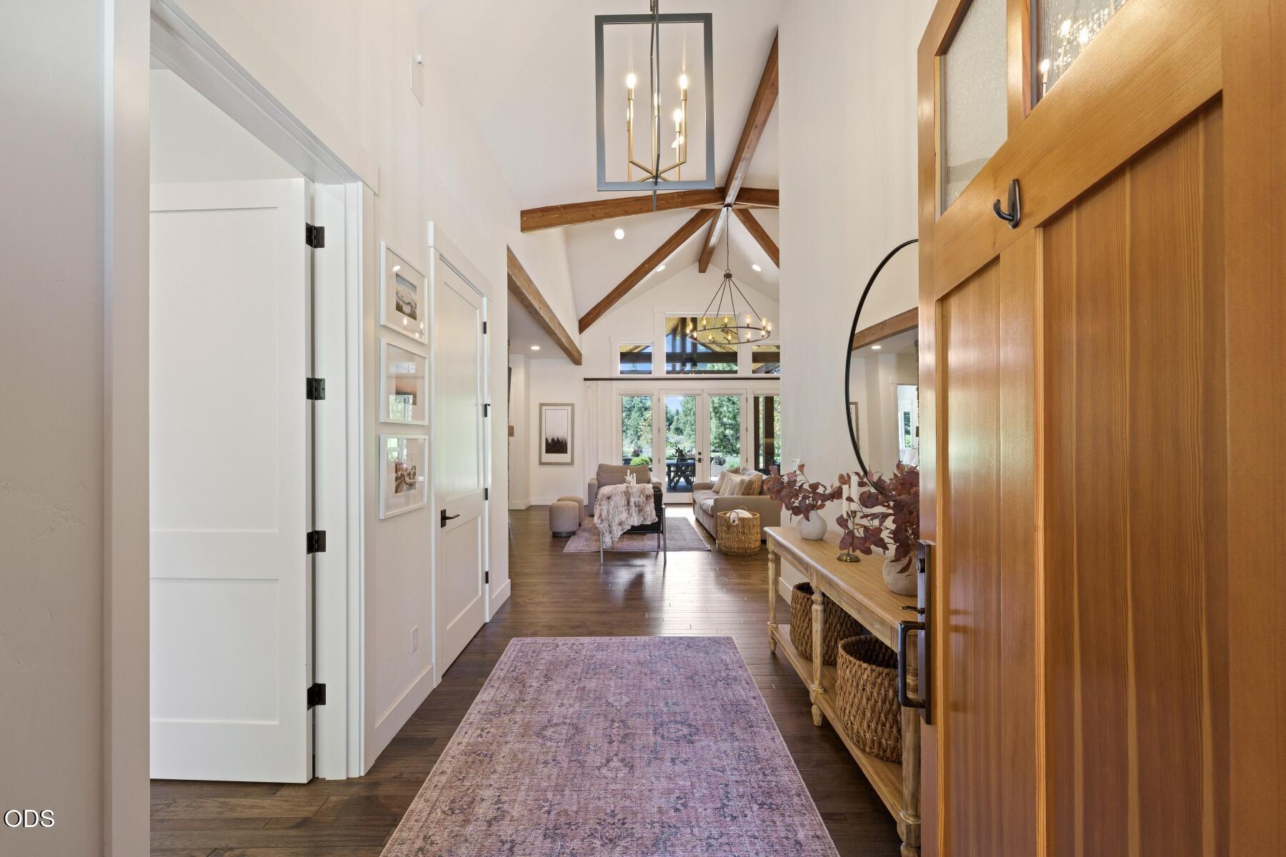 60255 Sunset View Drive Bend, OR 97702 - Photo 4 of 48