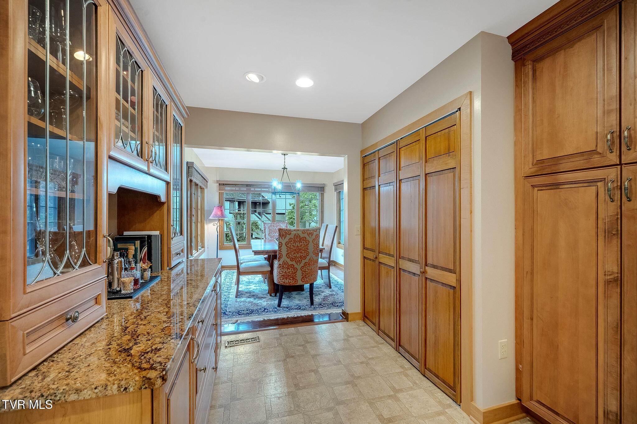 136 Columbine Road Kingsport, TN 37660 - Photo 9 of 44 58-web-or-mls-DSC00258