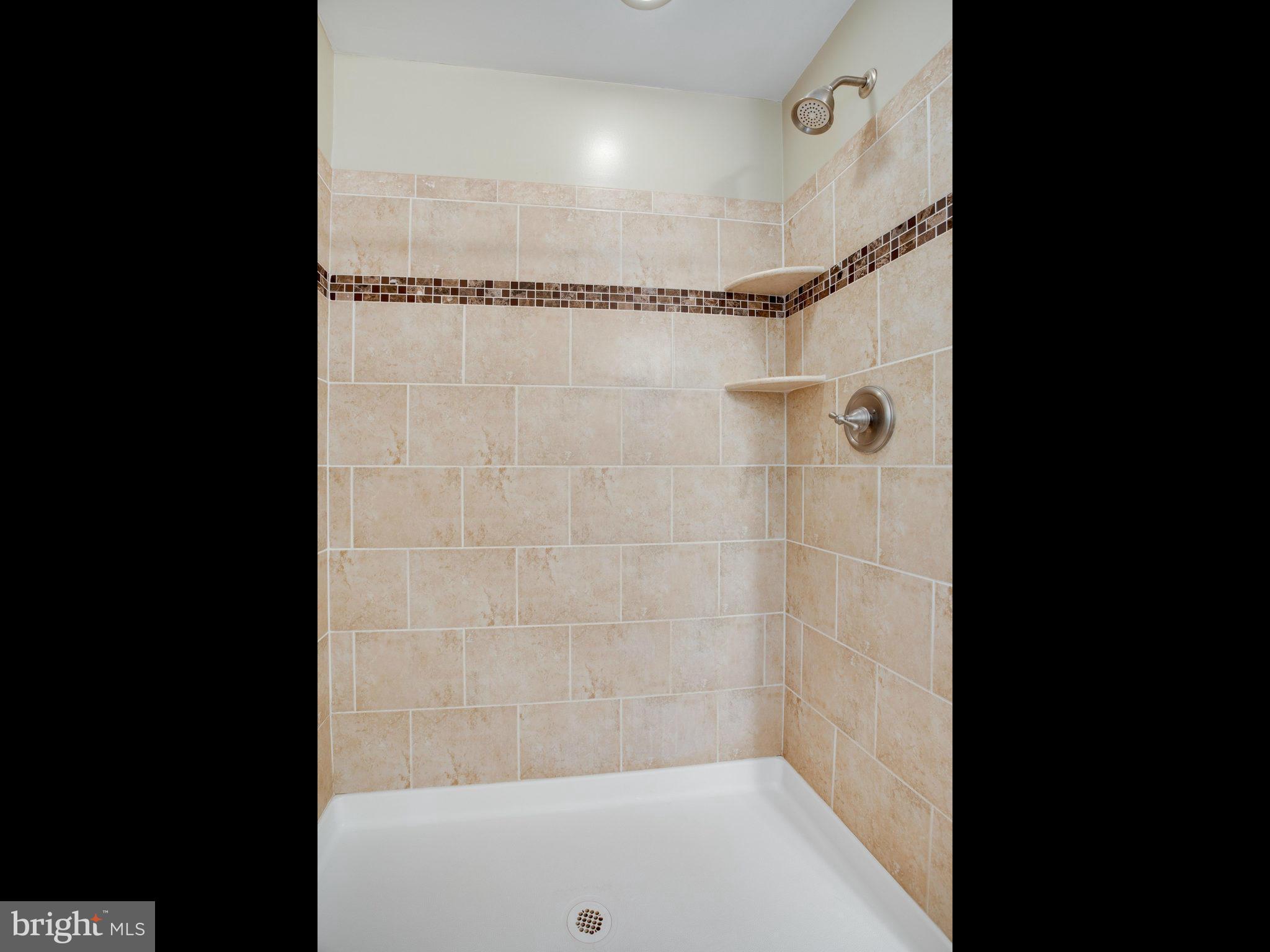1445 Shadyrest Road Shady Side, MD 20764 - Photo 15 of 30 Bath (Master)