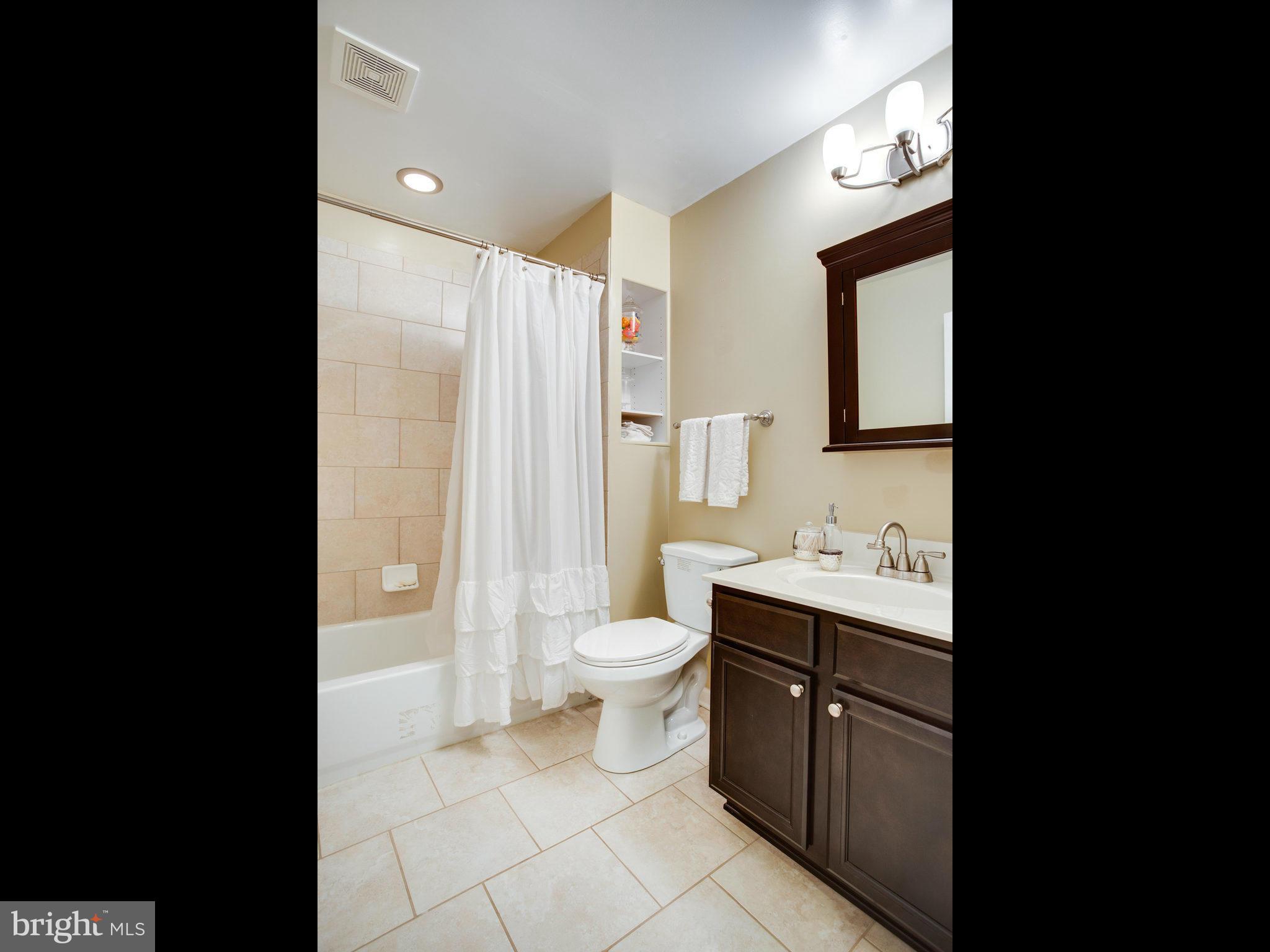 1445 Shadyrest Road Shady Side, MD 20764 - Photo 21 of 30 Bath