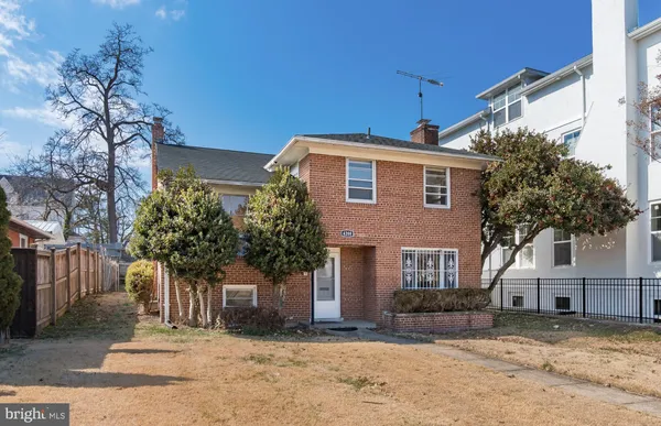$5,100 | 4208 16th Street Northwest, Washington, DC 20011