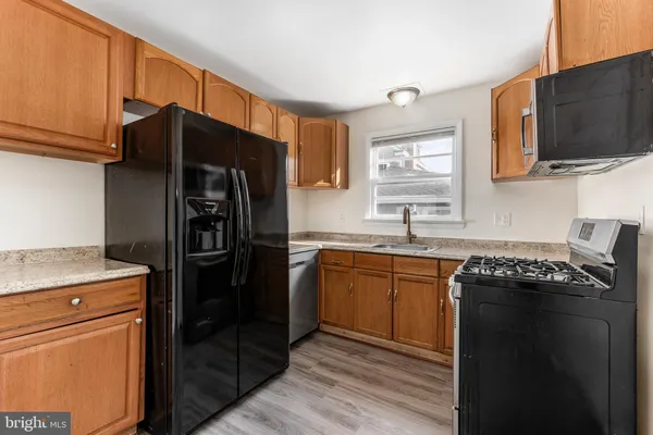 $5,100 | 4208 16th Street Northwest, Washington, DC 20011