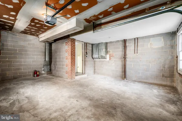 $5,100 | 4208 16th Street Northwest, Washington, DC 20011