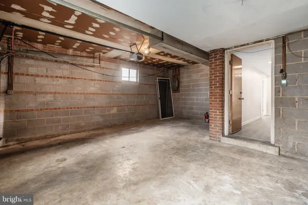 $5,100 | 4208 16th Street Northwest, Washington, DC 20011