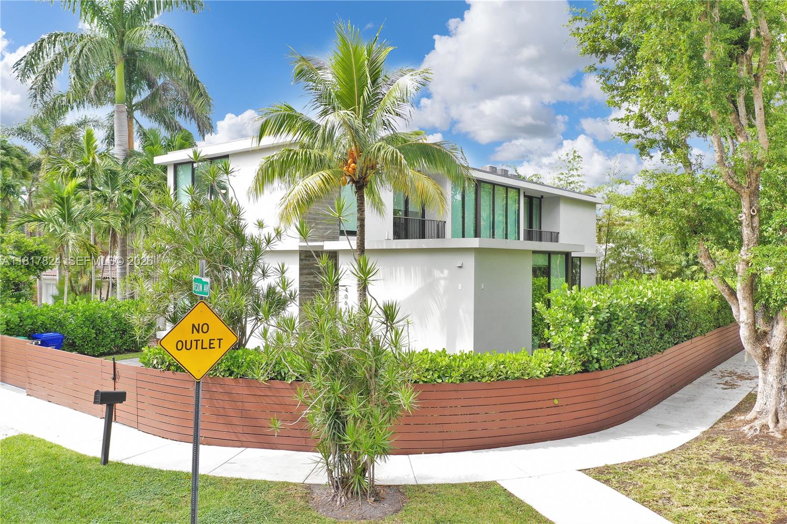 4061 Matheson Avenue Miami, FL 33133 - Photo 2 of 40