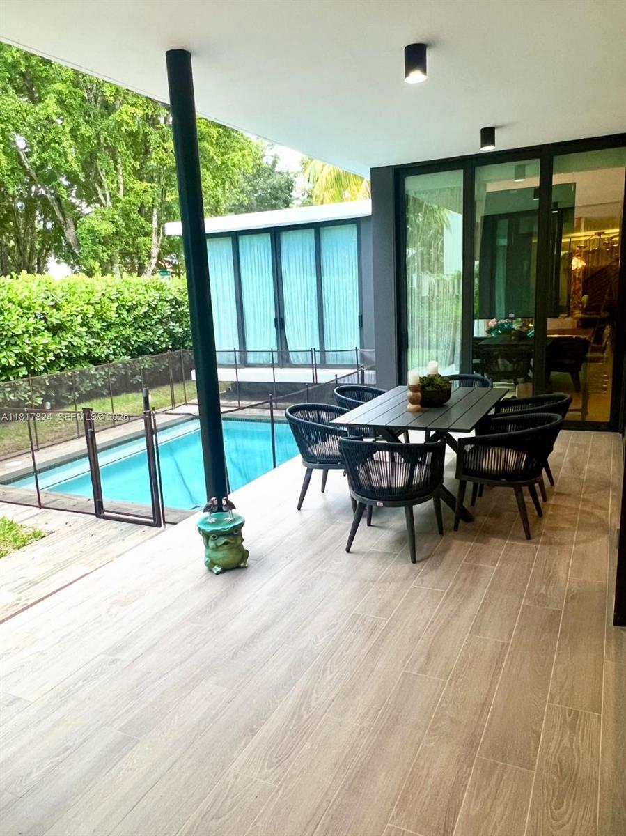 4061 Matheson Avenue Miami, FL 33133 - Photo 22 of 40 Covered Patio