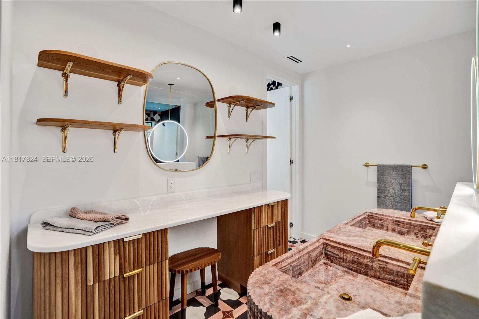 4061 Matheson Avenue Miami, FL 33133 - Photo 27 of 40