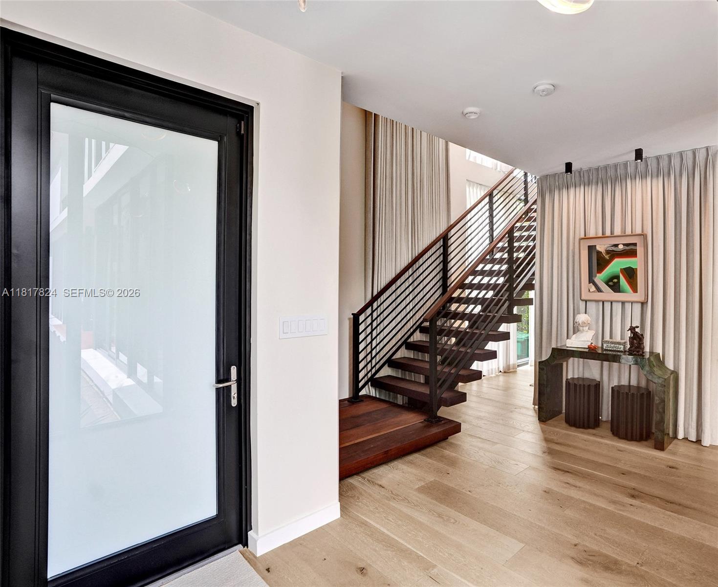 4061 Matheson Avenue Miami, FL 33133 - Photo 5 of 40