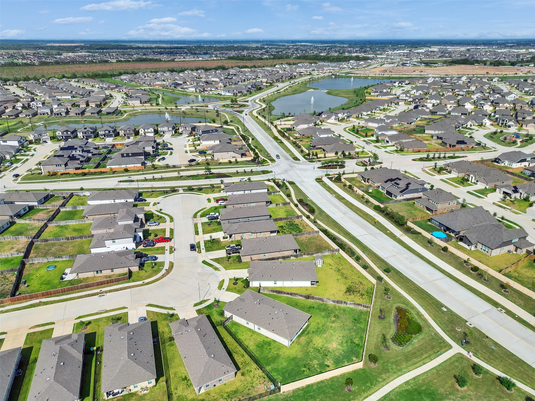 10627 Great Basin Drive Rosharon, TX 77583 - Photo 35 of 42 a view of a city