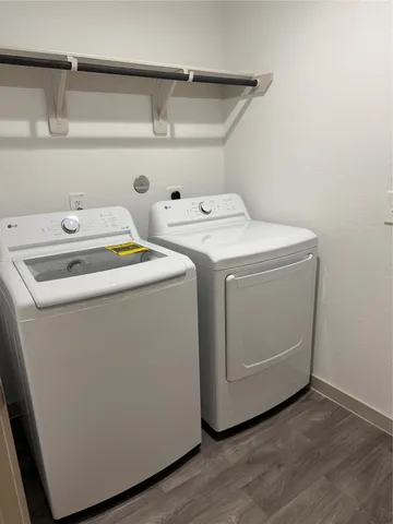 $2,500 | 10627 Great Basin Drive, Rosharon, TX 77583