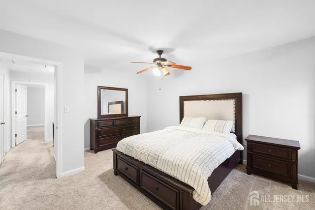 $460,000 | 158 Henderson Place, East Windsor, NJ 08520