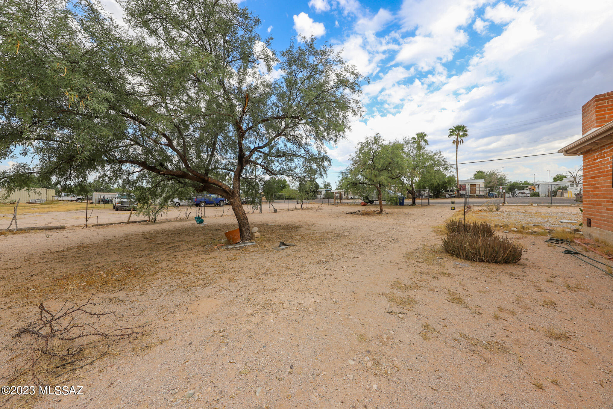 402 East Corona Road Tucson, AZ 85756 - Photo 17 of 45 Gallery Image 17