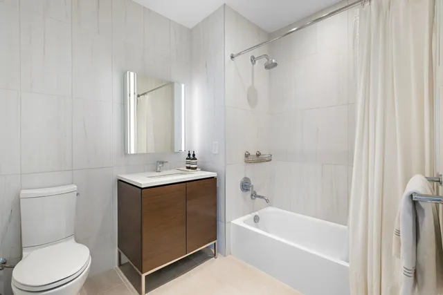 $949,000 | 1000 Maxwell Lane, Unit 11I, Hoboken, NJ 07030