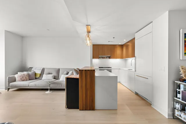 $949,000 | 1000 Maxwell Lane, Unit 11I, Hoboken, NJ 07030