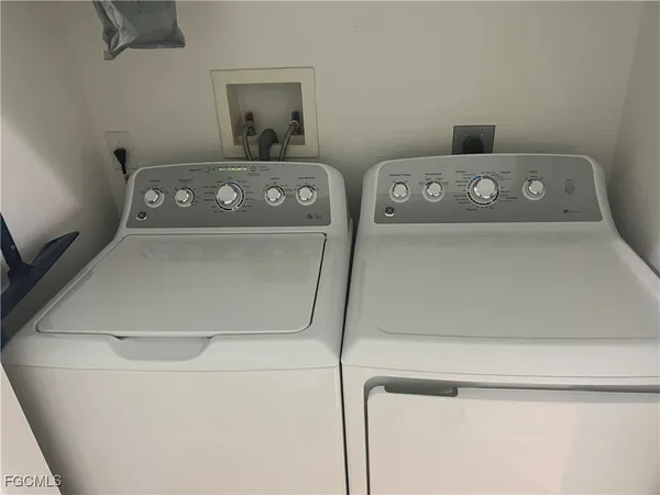 $2,150 | 3345 North Key Drive, Unit 47, North Fort Myers, FL 33903