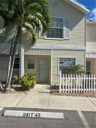 $2,150 | 3345 North Key Drive, Unit 47, North Fort Myers, FL 33903