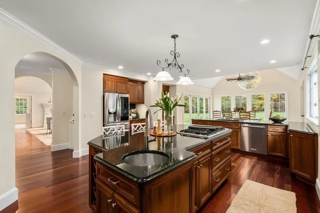 $3,450,000 | 267 Dedham Street, Dover, MA 02030