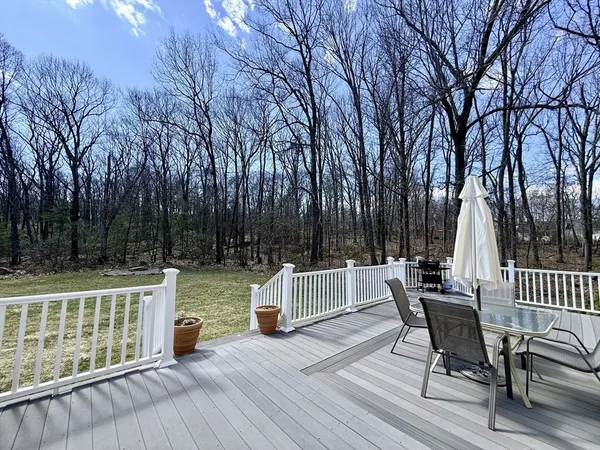 $599,000 | 6 Sunrise Avenue, Auburn, MA 01501