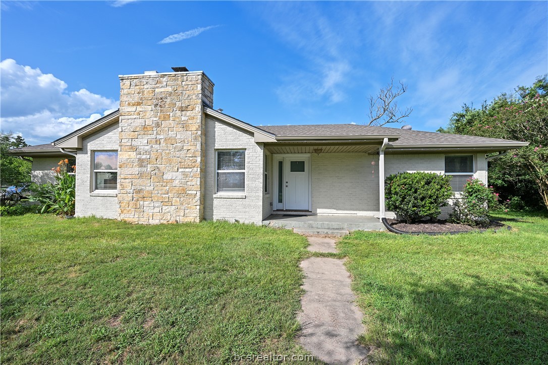 7444 Edge Cut Off Road Hearne, TX 77859 - Photo 2 of 46