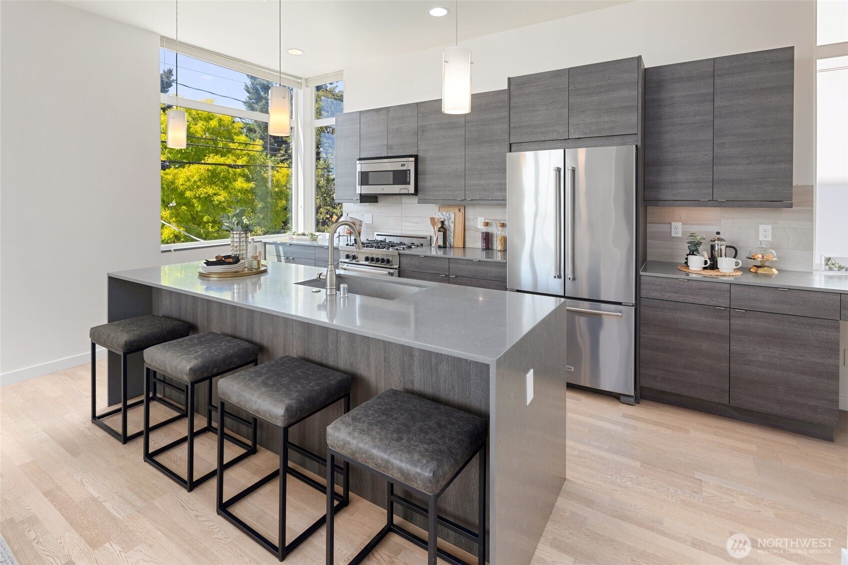 4151 California Avenue Southwest, Unit A Seattle, WA 98116 - Photo 12 of 37 Gallery Image 12