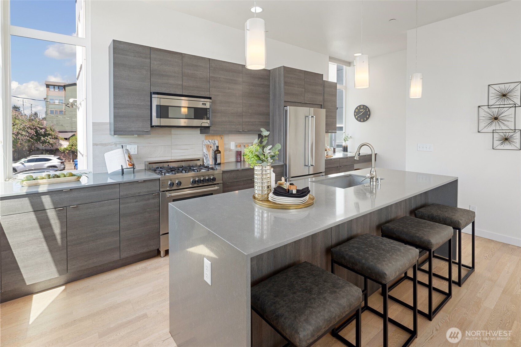 4151 California Avenue Southwest, Unit A Seattle, WA 98116 - Photo 13 of 37 Gallery Image 13