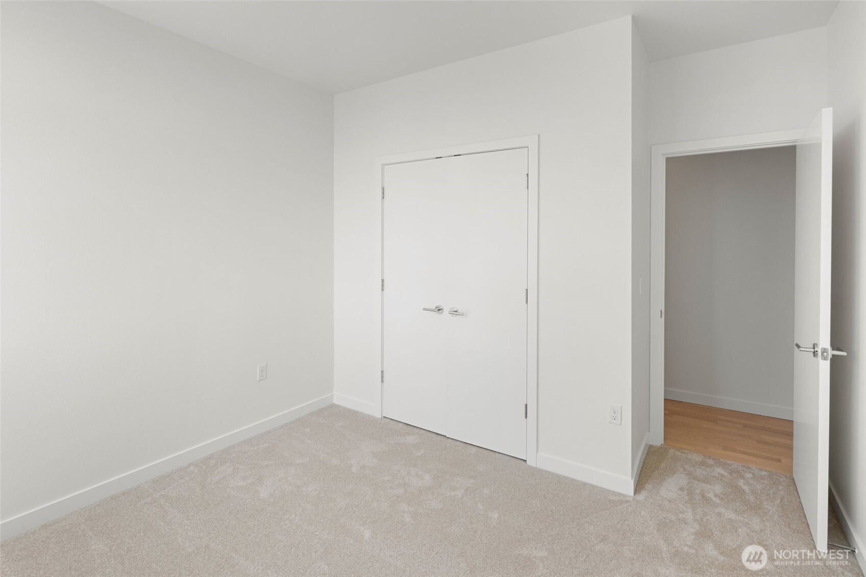 4151 California Avenue Southwest, Unit A Seattle, WA 98116 - Photo 24 of 37 Gallery Image 24