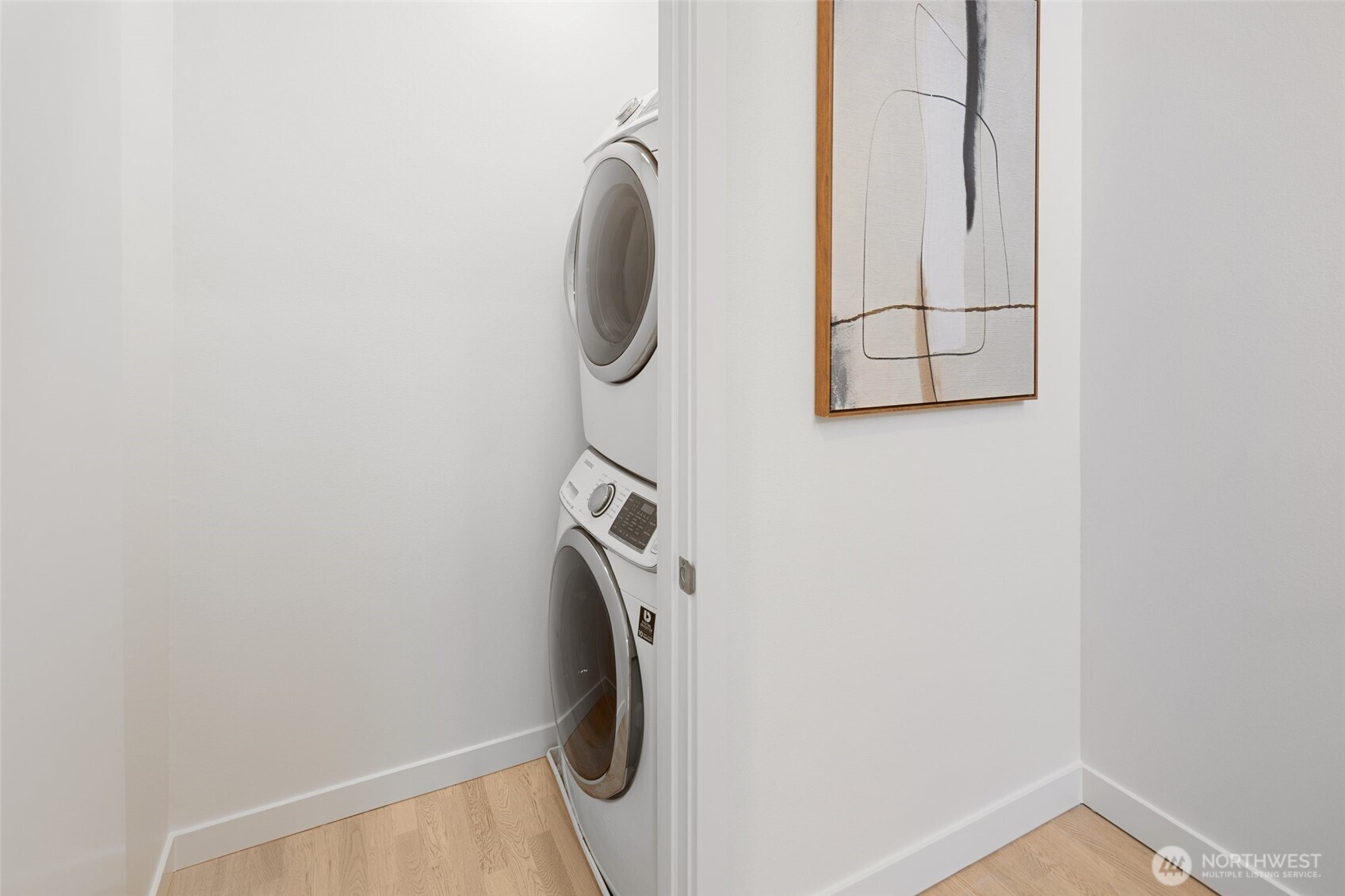 4151 California Avenue Southwest, Unit A Seattle, WA 98116 - Photo 25 of 37 Gallery Image 25