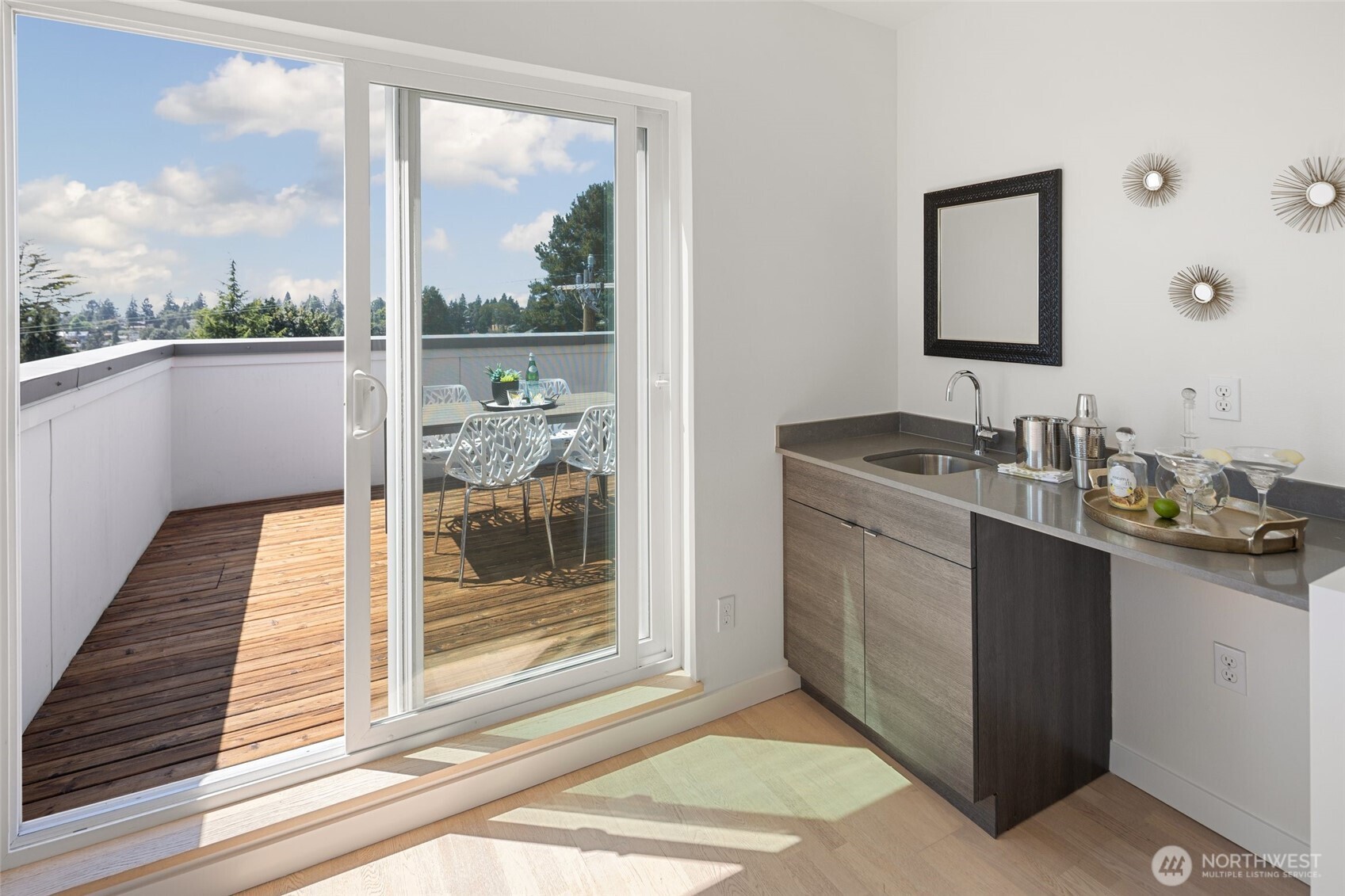 4151 California Avenue Southwest, Unit A Seattle, WA 98116 - Photo 27 of 37 Gallery Image 27