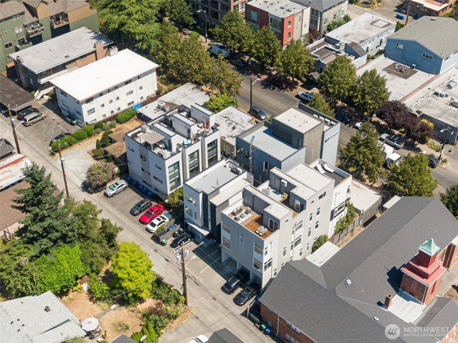 4151 California Avenue Southwest, Unit A Seattle, WA 98116 - Photo 34 of 37 Gallery Image 34