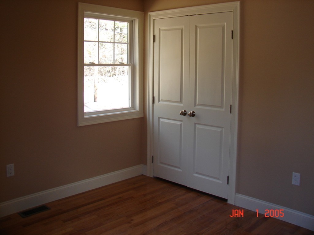 136 Lower Gore Road Webster, MA 01570 - Photo 10 of 30