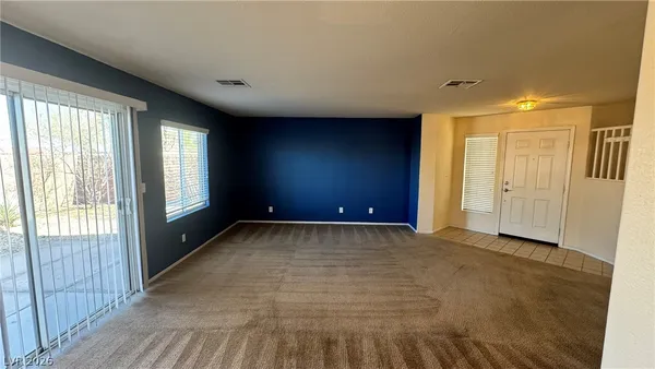 $2,198 | 3752 Autumn King Avenue, Henderson, NV 89052