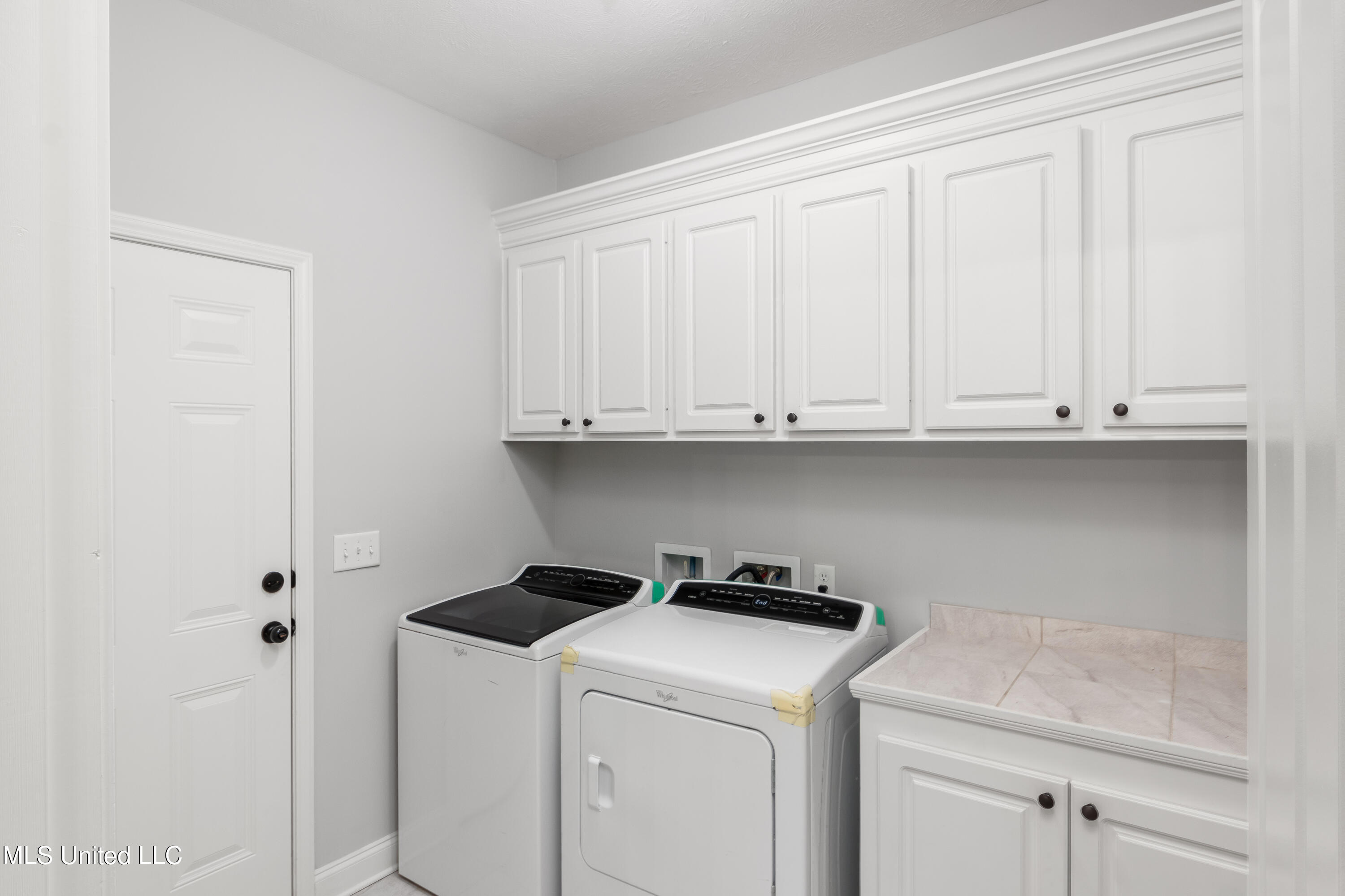 169 Harvey Circle Canton, MS 39046 - Photo 12 of 21 169 Harvey Circle-14