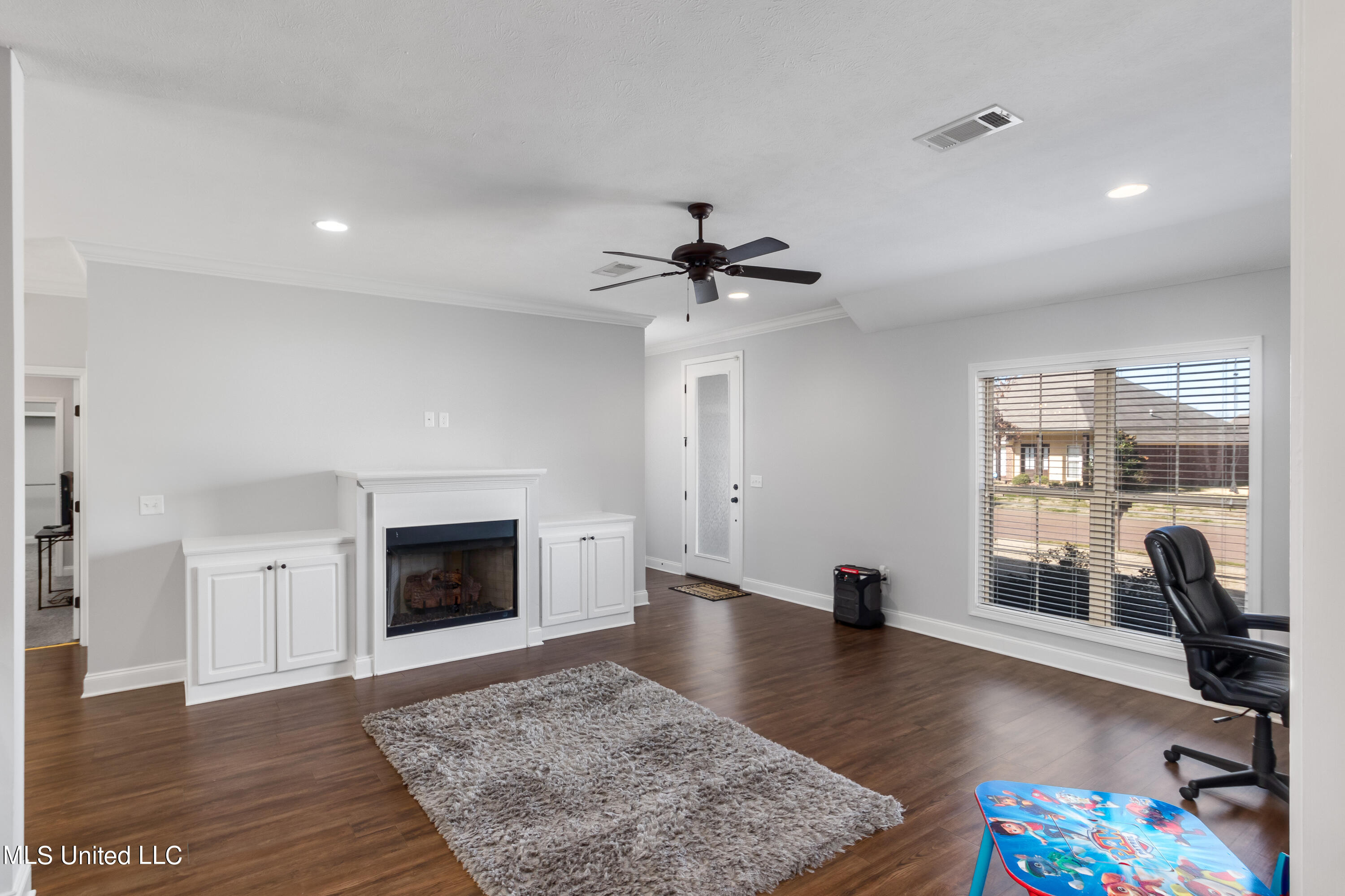 169 Harvey Circle Canton, MS 39046 - Photo 3 of 21 169 Harvey Circle-9