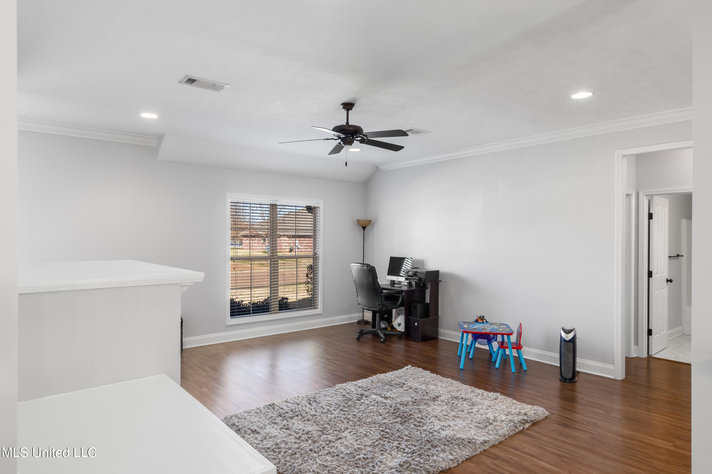 169 Harvey Circle Canton, MS 39046 - Photo 7 of 21 169 Harvey Circle-8