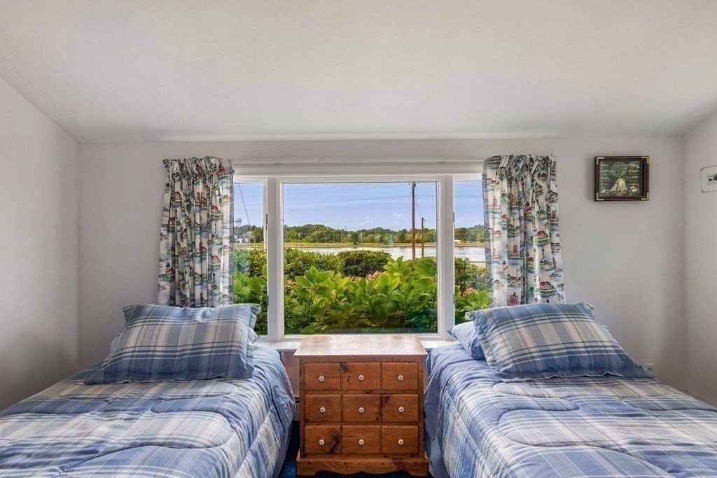 3 Farnum Road Bourne, MA 02532 - Photo 25 of 38