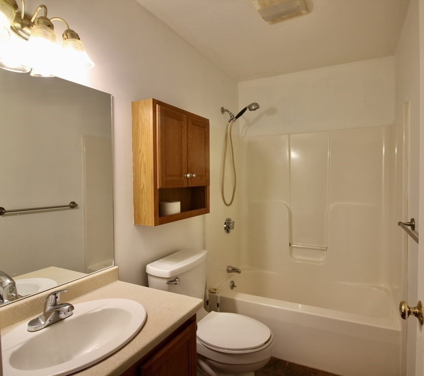 2 Rock Marsh Road, Unit B Wareham, MA 02571 - Photo 11 of 27 Gallery Image 11