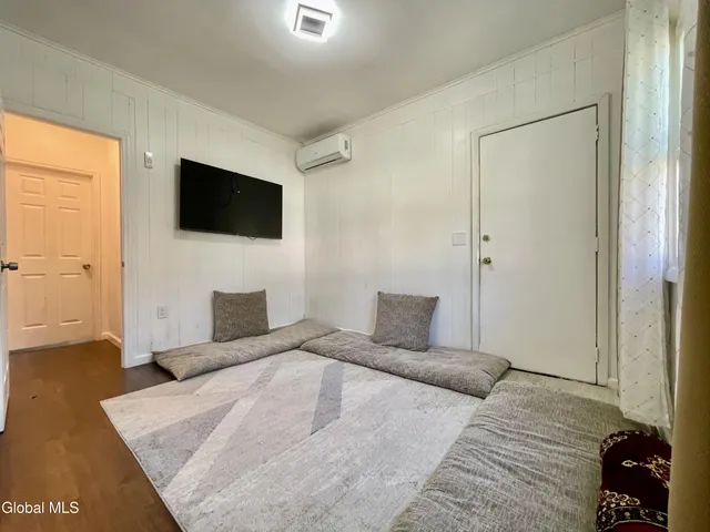 $269,000 | 36 Edenburg Avenue, Albany, NY 12203