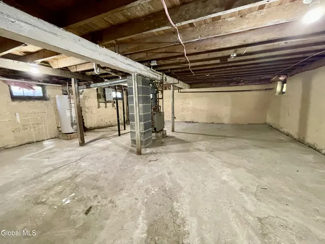 $269,000 | 36 Edenburg Avenue, Albany, NY 12203