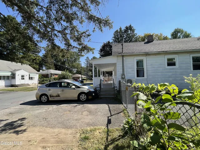 $269,000 | 36 Edenburg Avenue, Albany, NY 12203