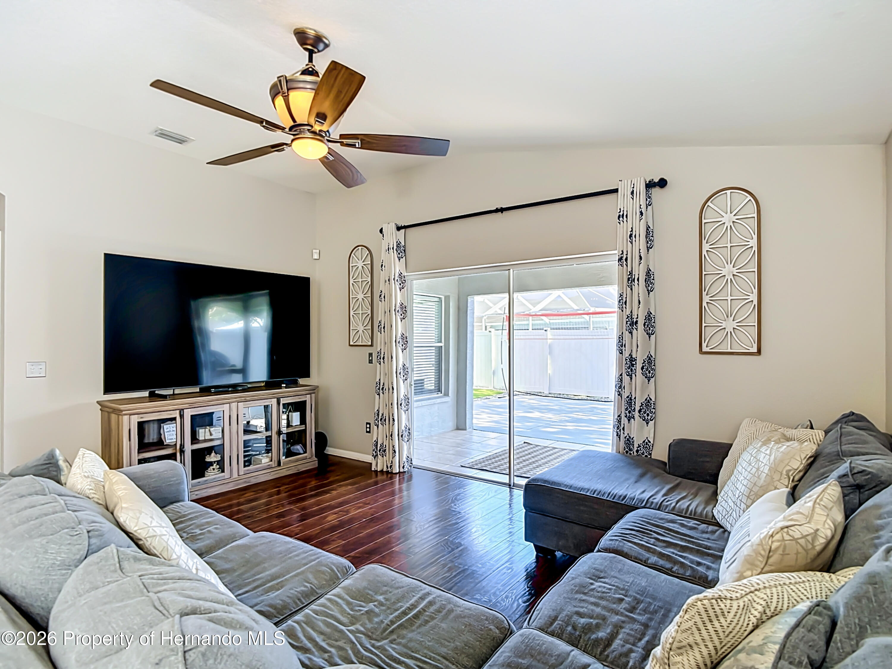 15151 Shaw Road Tampa, FL 33625 - Photo 8 of 20 15151 Shaw Road-30